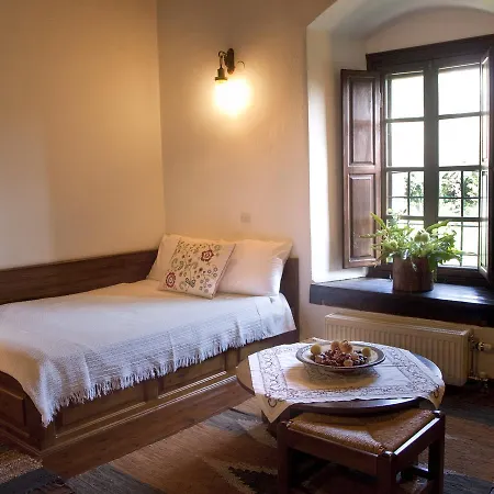 Guest house Mansion Karagiannopoulou 4*