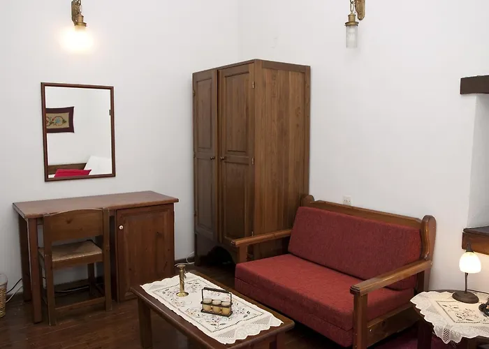 招待所 Mansion Karagiannopoulou 维兹伊萨